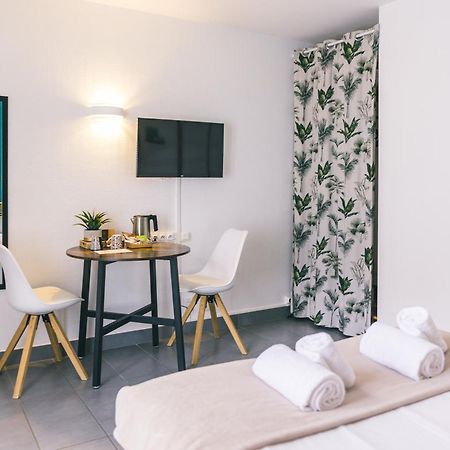 Logis Hotel & Restaurant Le Soleil D'Or Montigny-la-Resle Zewnętrze zdjęcie