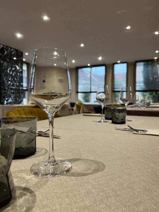 Logis Hotel & Restaurant Le Soleil D'Or Montigny-la-Resle Zewnętrze zdjęcie